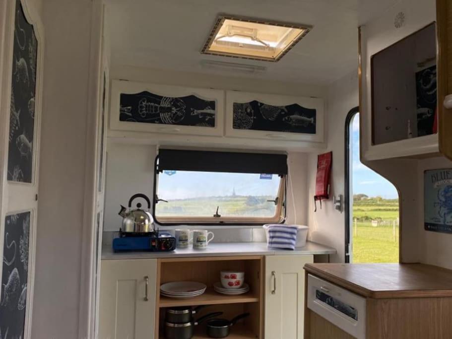 Lily Cosy Campervan With Sea Views & Amazing Sunrises St Ives Zewnętrze zdjęcie